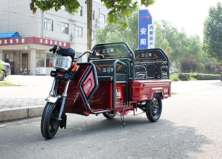 電動(dòng)三輪車廠家